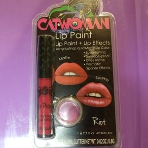 Catwoman lip paint